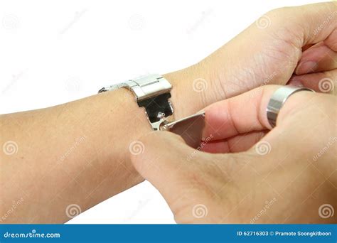 How to steal a watch off someone's wrist 